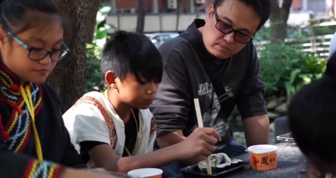 是什么在决定孩子的未来？台湾乡村小学生也在忙着学编程